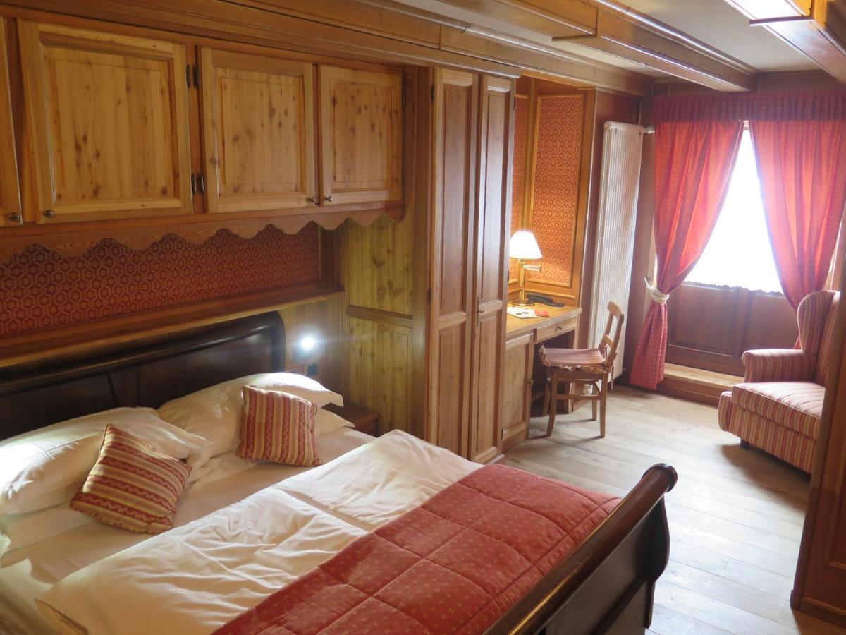 ברויל-קרוויניה Chambres Mont Cervin מראה חיצוני תמונה