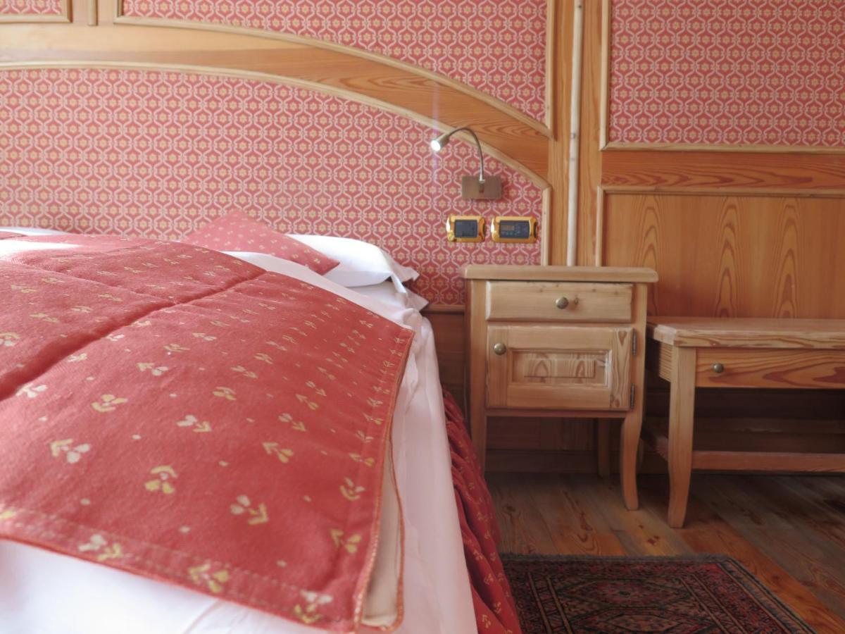ברויל-קרוויניה Chambres Mont Cervin מראה חיצוני תמונה