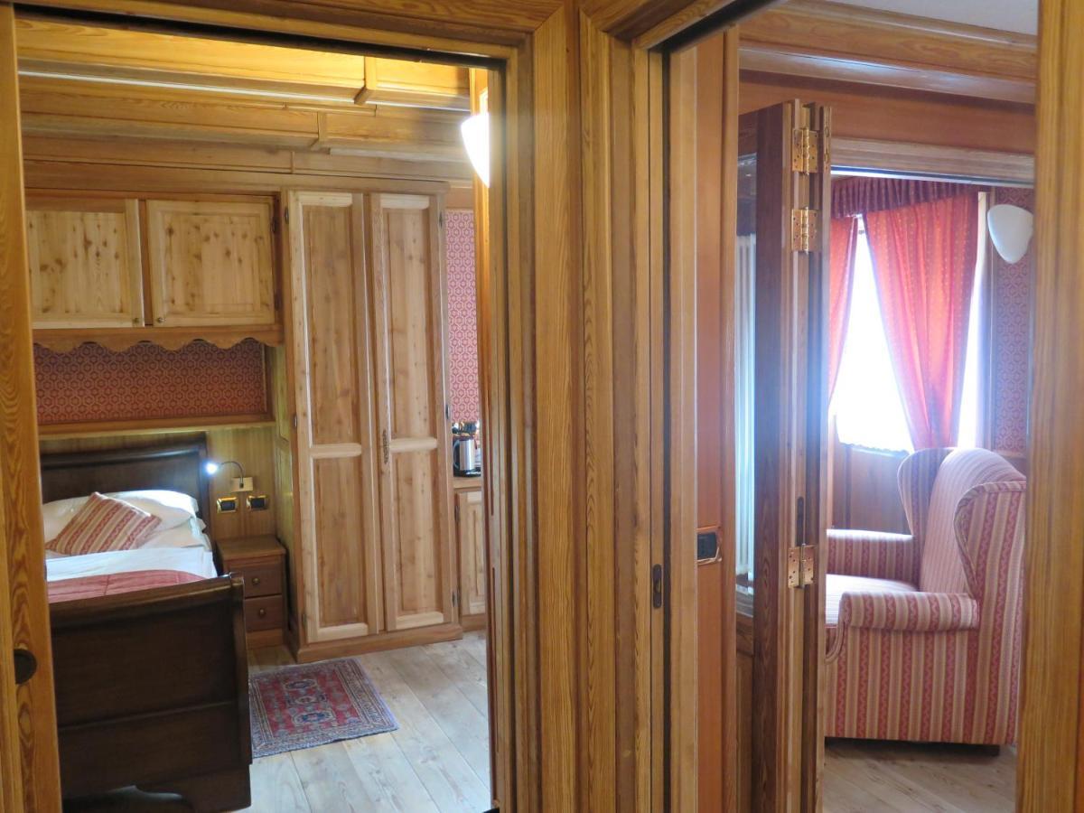 ברויל-קרוויניה Chambres Mont Cervin מראה חיצוני תמונה